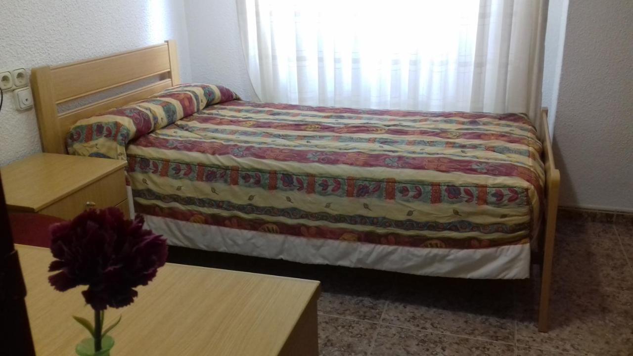 Apartamento El Misteri Έλτσε Εξωτερικό φωτογραφία